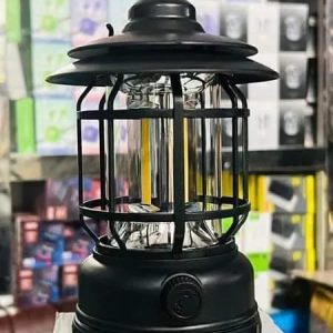 ভিনটেজ LED ক্যাম্পিং লণ্ঠন রিচার্জেবল ব্যাটারি সহ জলরোধী ডিজাইনে তৈরি